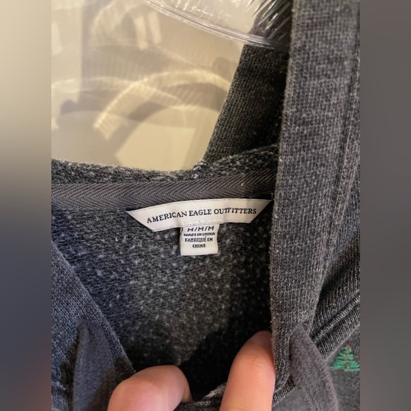 American Eagle hand-embroidered pine tree Sweatshirt - Picture 2 of 4